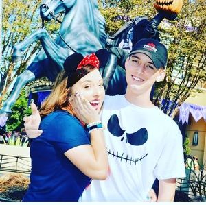 Meet your Posher, Christine